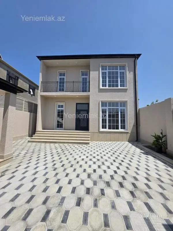 Satılır 4 otaqlı həyət evi 200 m²