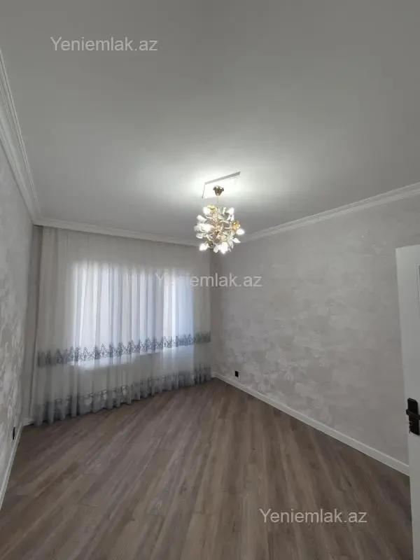 Satılır 3 otaqlı köhnə tikili 85 m²