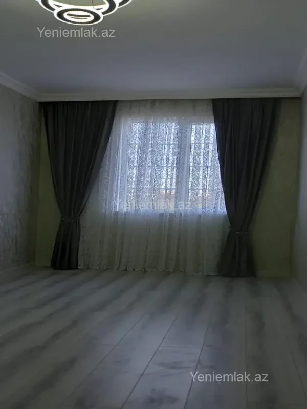 Satılır 3 otaqlı köhnə tikili 55 m²