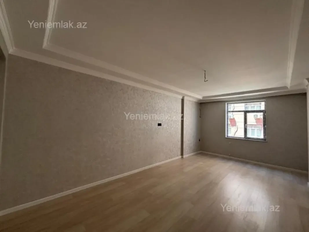 Satılır 3 otaqlı yeni tikili 115 m²