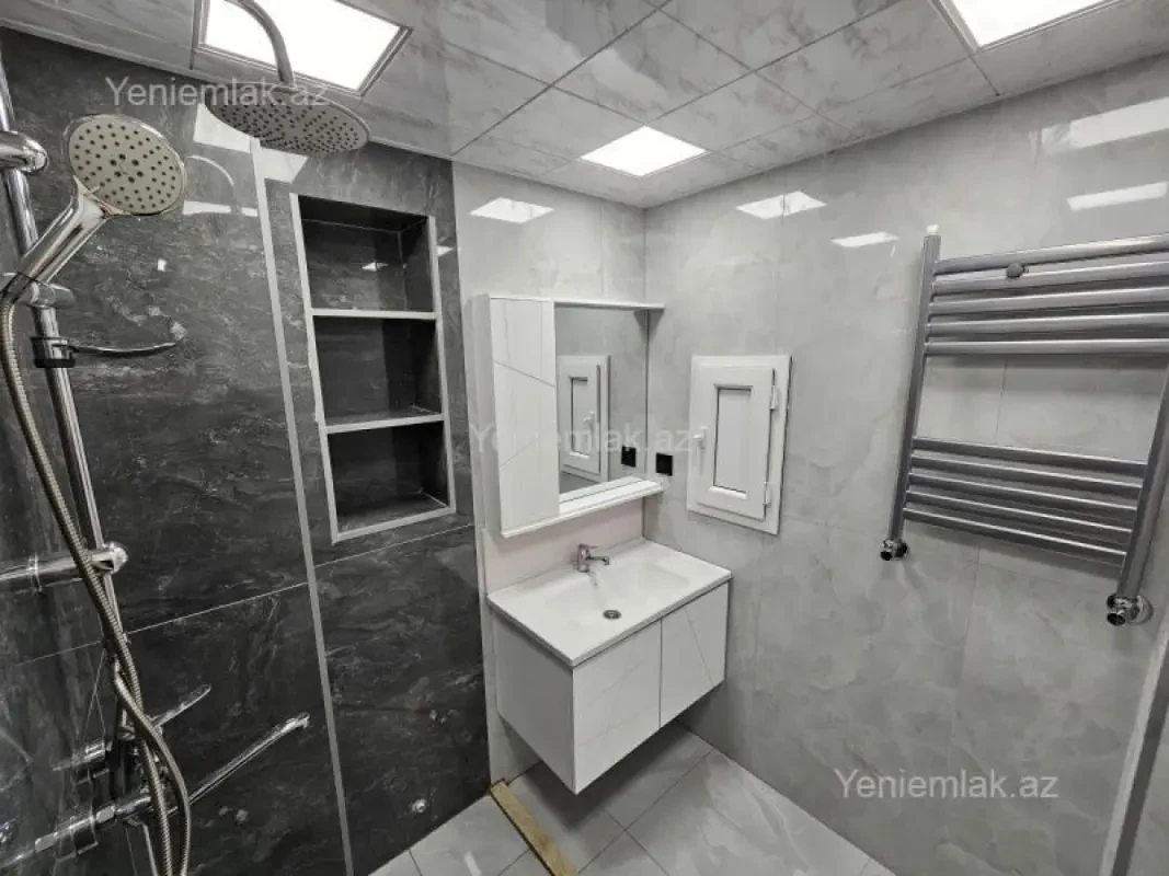 Satılır 3 otaqlı yeni tikili 65 m²