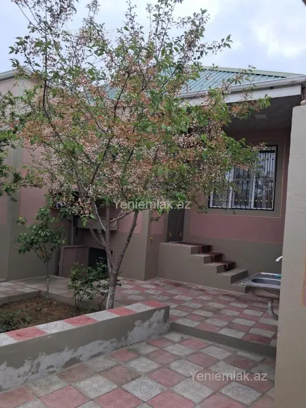 Satılır 3 otaqlı həyət evi 90 m²