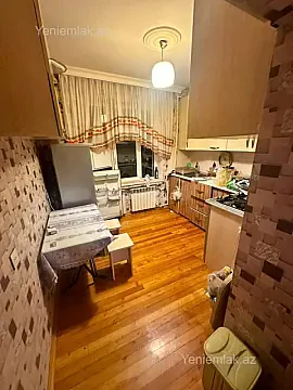 Satılır 2 otaqlı köhnə tikili 65 m² — Bakı, Xətai 2 otaq 65.00 m²