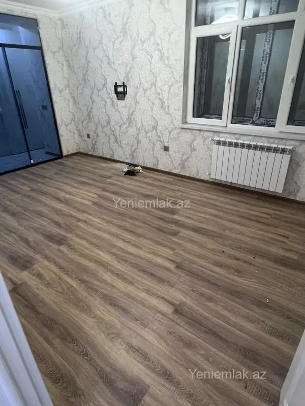 Satılır 2 otaqlı köhnə tikili 40 m²