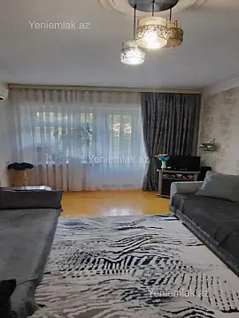 Satılır 2 otaqlı köhnə tikili 48 m² — Sumqayıt, 8-ci mikrorayon 2 otaq 48.00 m²