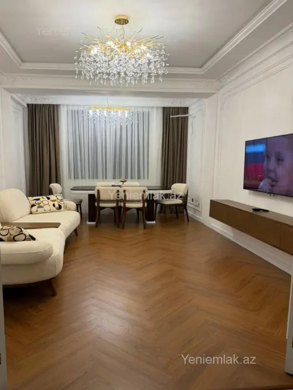 Satılır 3 otaqlı yeni tikili 120 m²