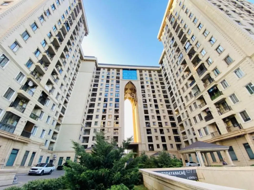 Satılır 2 otaqlı yeni tikili 78 m²