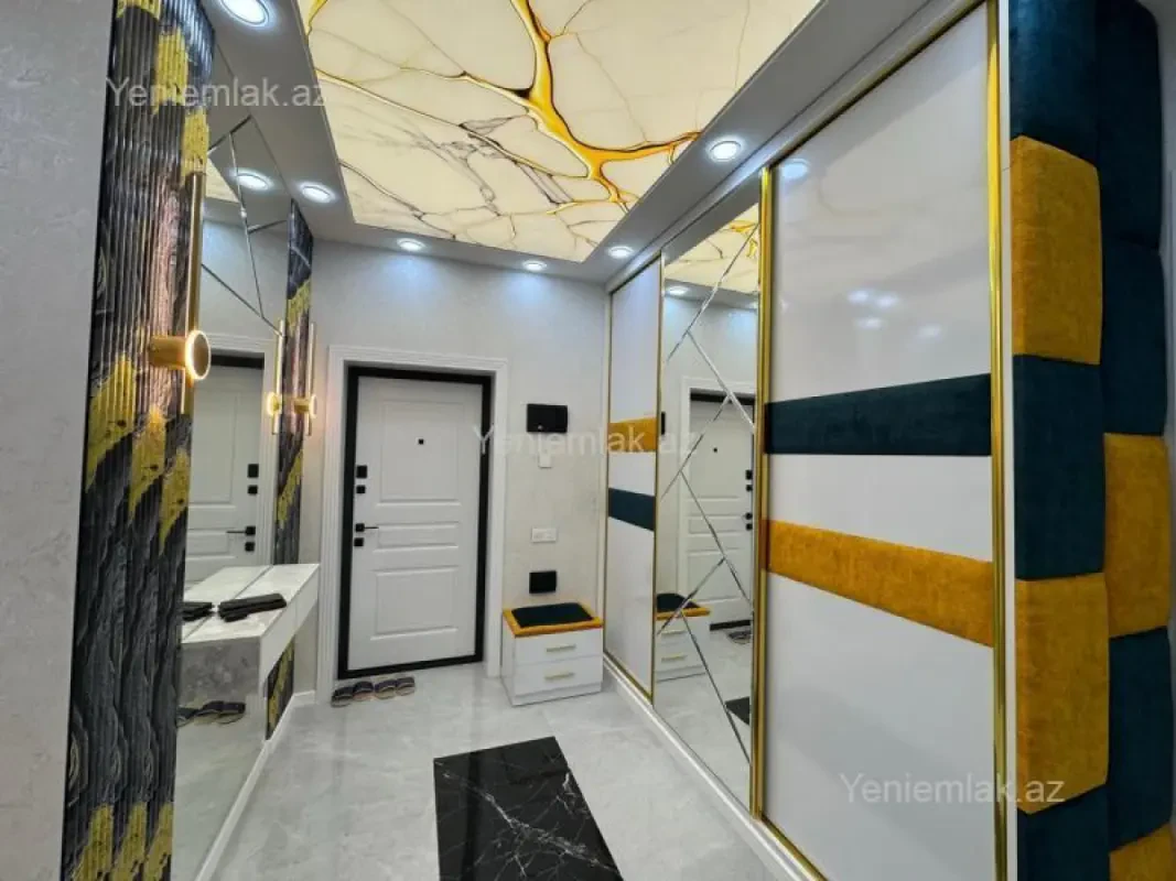 Satılır 3 otaqlı yeni tikili 95 m²