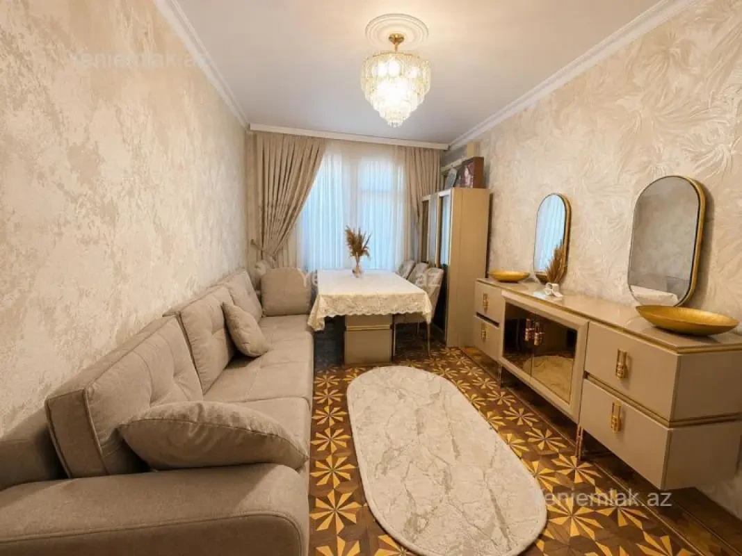 Satılır 3 otaqlı köhnə tikili 90 m²