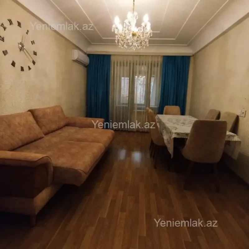 Satılır 3 otaqlı köhnə tikili 75 m²
