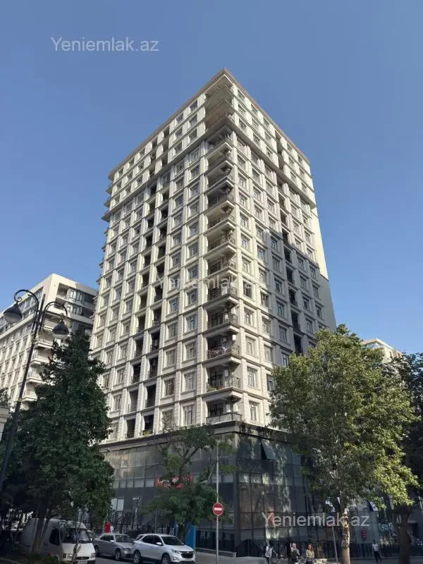 Satılır 3 otaqlı yeni tikili 109 m²