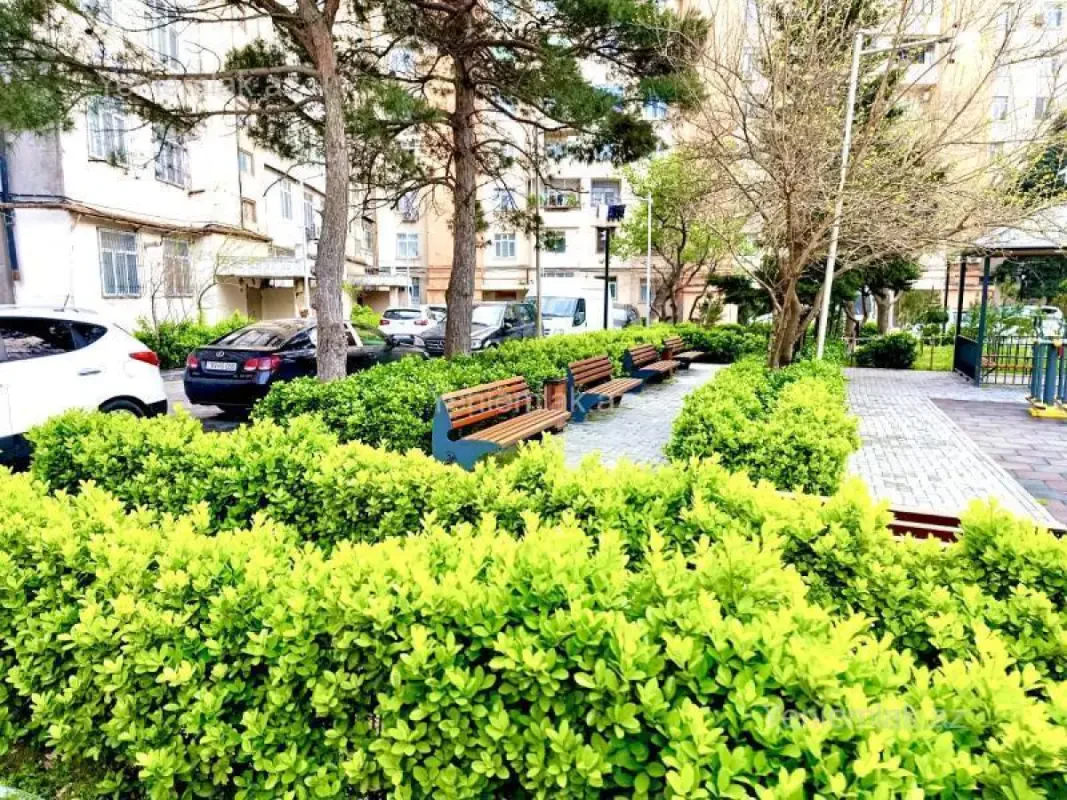 Satılır 3 otaqlı köhnə tikili 80 m²