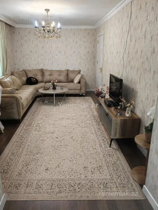 Satılır 1 otaqlı köhnə tikili 35 m²