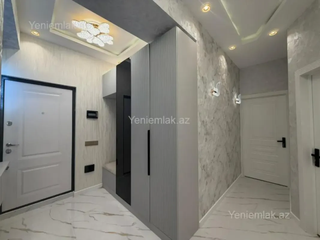 Satılır 3 otaqlı yeni tikili 85 m²
