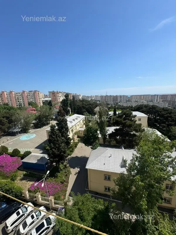 Satılır 3 otaqlı köhnə tikili 80 m²