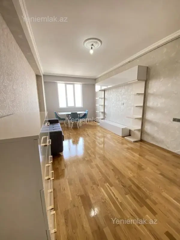 Satılır 2 otaqlı yeni tikili 50 m²