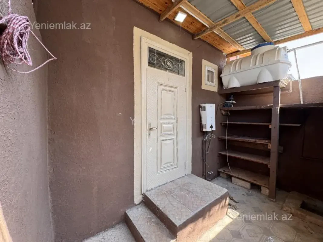 Satılır 1 otaqlı həyət evi 50 m²