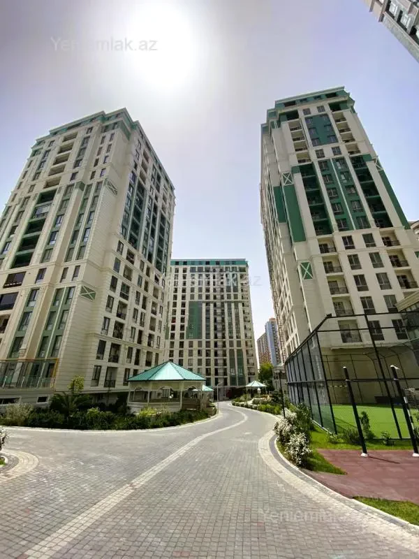 Satılır 3 otaqlı yeni tikili 142 m²