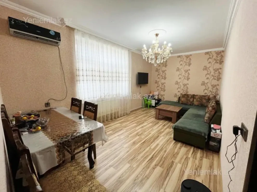 Satılır 2 otaqlı köhnə tikili 55 m²