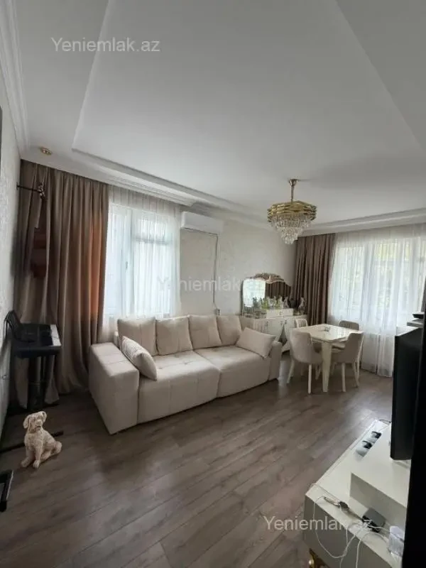 Satılır 2 otaqlı köhnə tikili 55 m²
