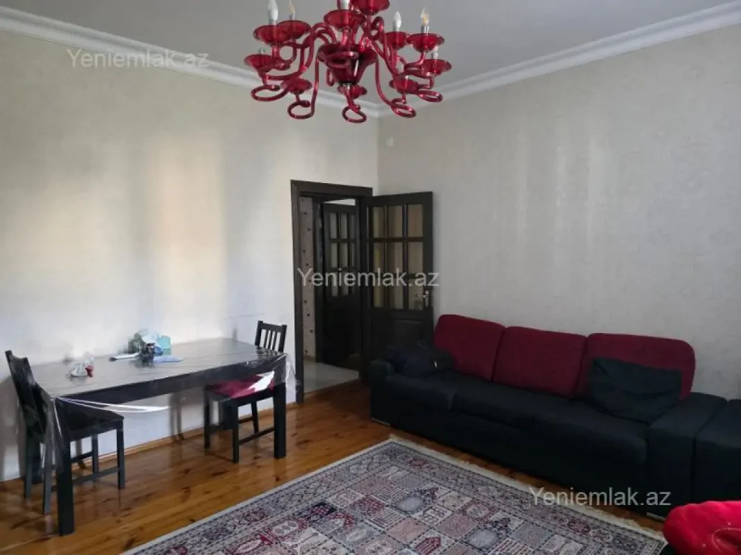 Satılır 3 otaqlı köhnə tikili 65 m²