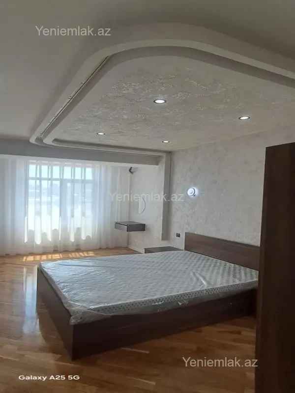 Satılır 3 otaqlı yeni tikili 110 m²