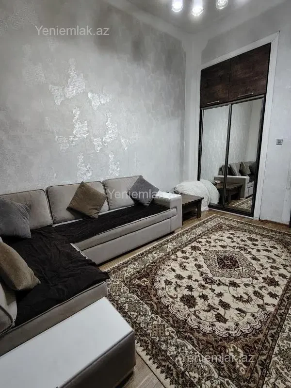 Satılır 1 otaqlı köhnə tikili 22 m²