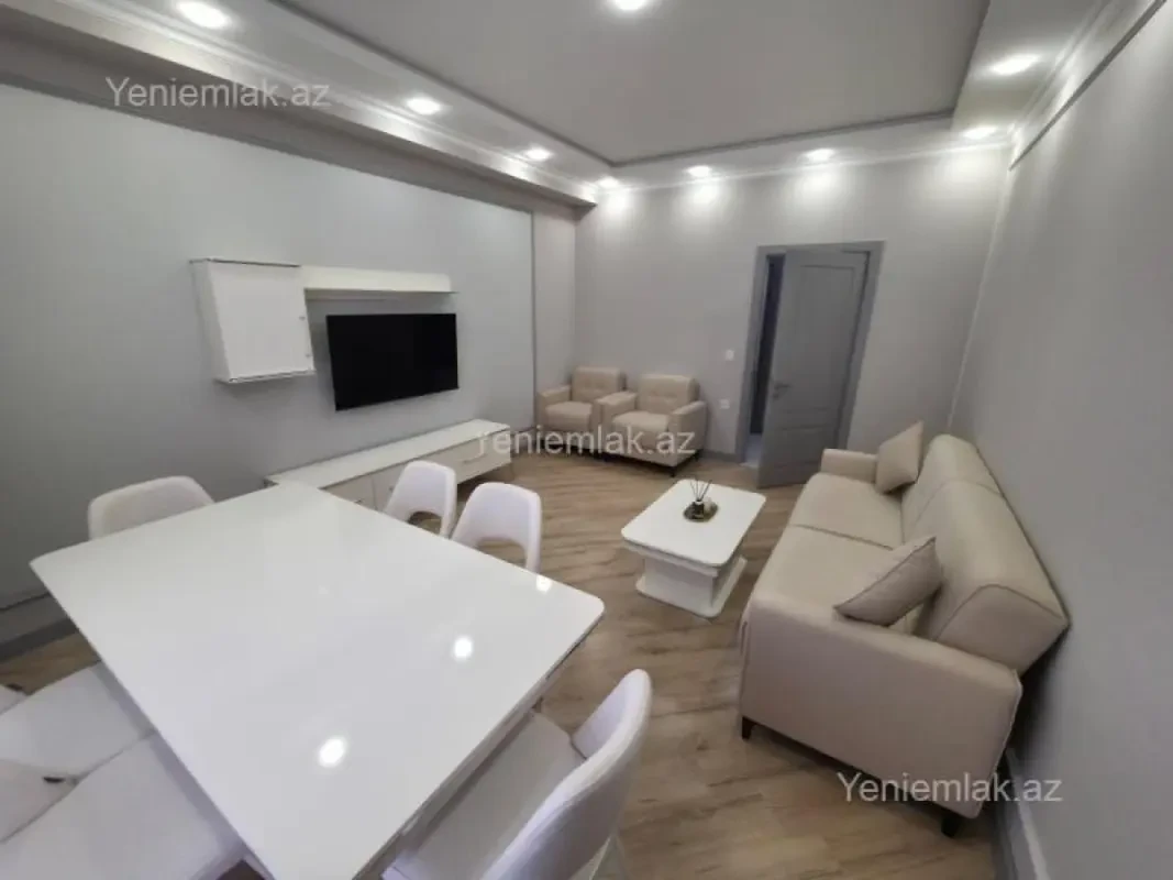 Satılır 3 otaqlı yeni tikili 114 m²