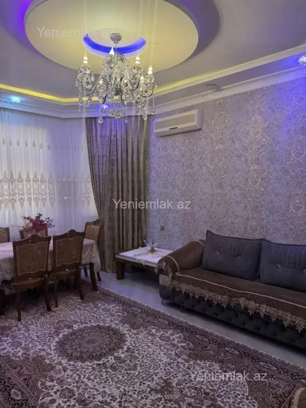 Satılır 6 otaqlı həyət evi 230 m²