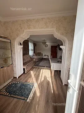 Satılır 4 otaqlı köhnə tikili 100 m² — Bakı, Yasamal 4 otaq 100.00 m²