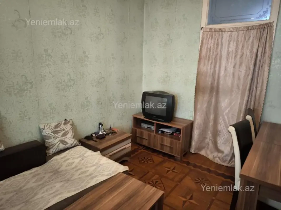 Satılır 3 otaqlı köhnə tikili 87 m²