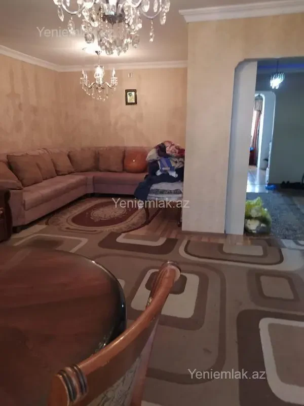 Satılır 2 otaqlı köhnə tikili 68 m²