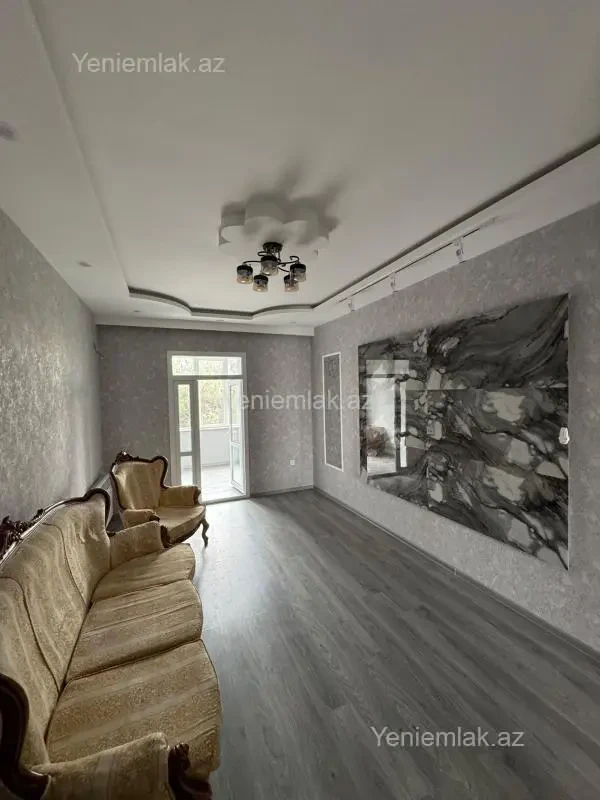 Satılır 3 otaqlı köhnə tikili 80 m²