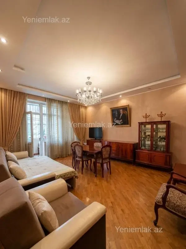 Satılır 2 otaqlı yeni tikili 91 m²