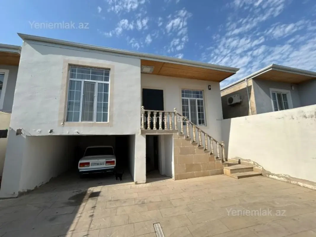 Satılır 3 otaqlı həyət evi 100 m²