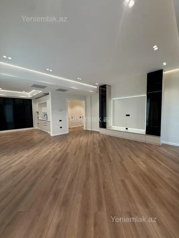 Satılır 3 otaqlı yeni tikili 148 m²
