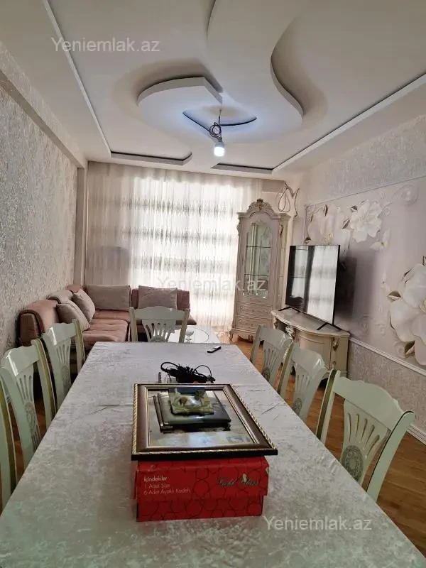 Satılır 4 otaqlı yeni tikili 130 m²