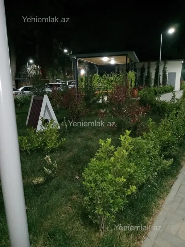 Satılır 3 otaqlı köhnə tikili 90 m²