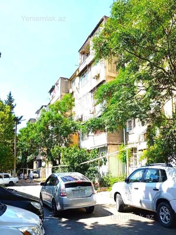Satılır 2 otaqlı köhnə tikili 50 m²