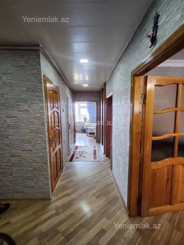 Satılır 3 otaqlı köhnə tikili 70 m²