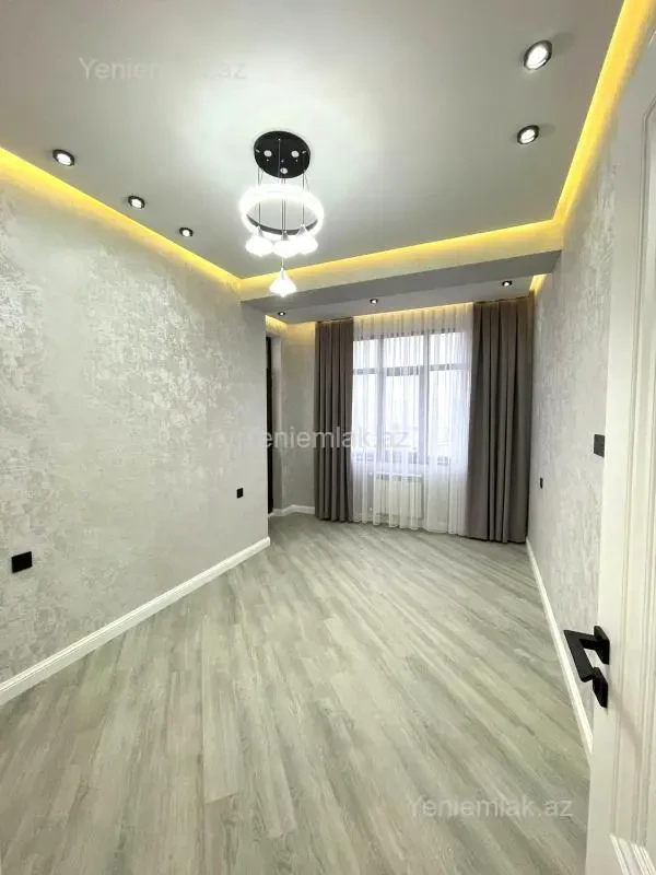 Satılır 3 otaqlı yeni tikili 105 m²