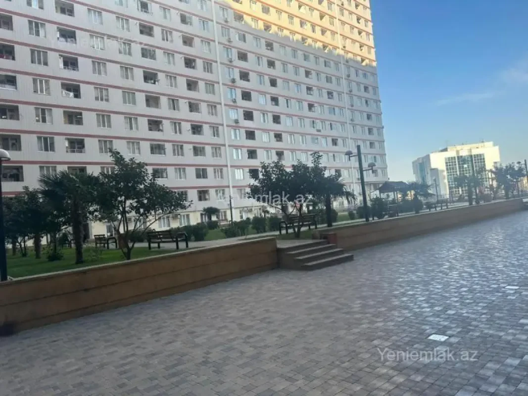Satılır 3 otaqlı yeni tikili 142 m²