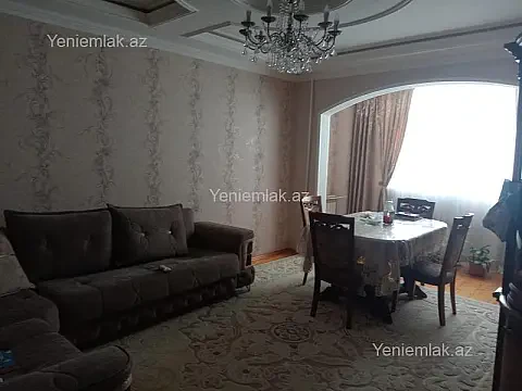 Satılır 3 otaqlı köhnə tikili 70 m² — Sumqayıt, 8-ci mikrorayon 3 otaq 70.00 m²