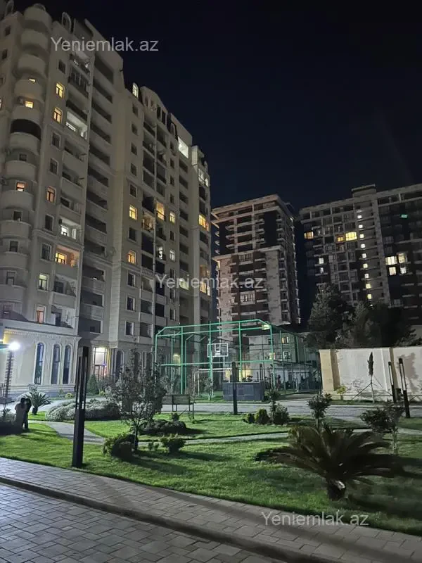 Satılır 3 otaqlı yeni tikili 62 m²