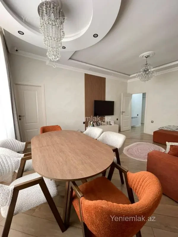 Satılır 3 otaqlı yeni tikili 88 m²