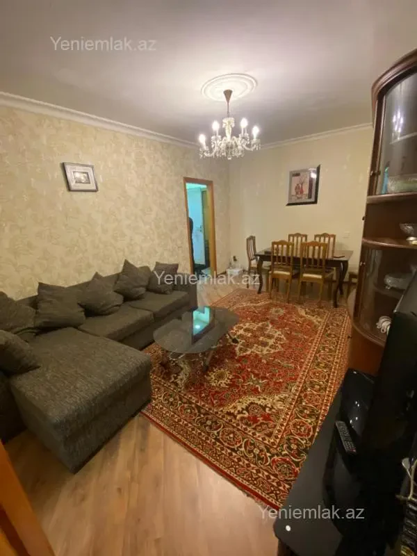 Satılır 2 otaqlı köhnə tikili 40 m²