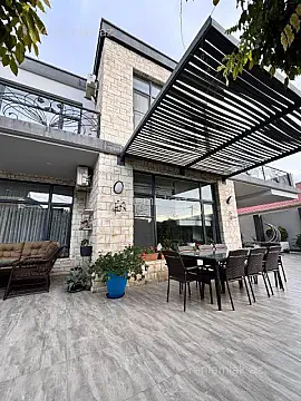 Satılır 6 otaqlı həyət evi 300 m² — Bakı, Səbail 6 otaq 300.00 m²