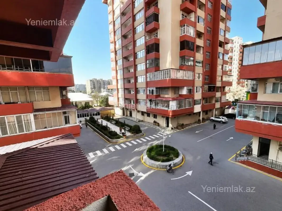 Satılır 2 otaqlı yeni tikili 105 m²
