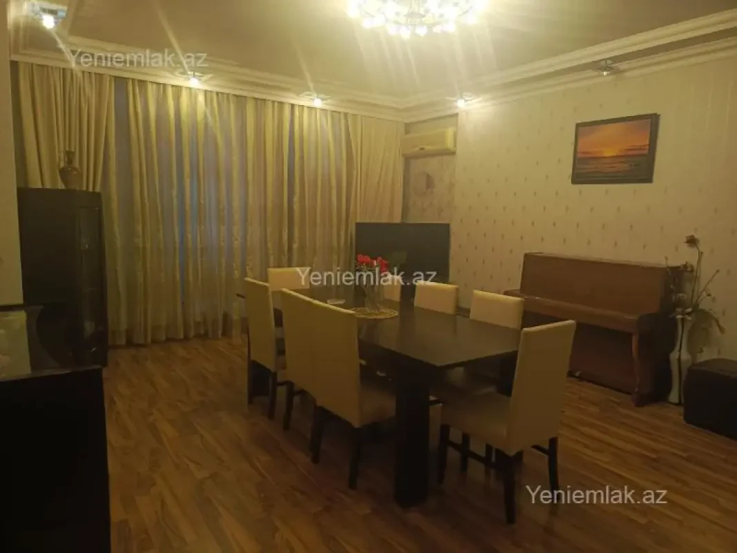 Satılır 5 otaqlı yeni tikili 200 m²
