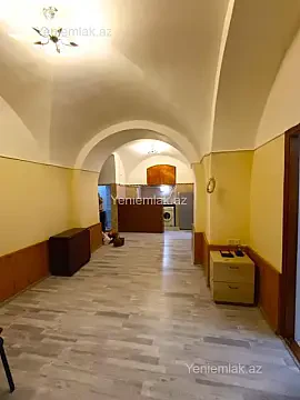 Satılır 3 otaqlı köhnə tikili 67 m² — Bakı, Səbail 3 otaq 67.00 m²